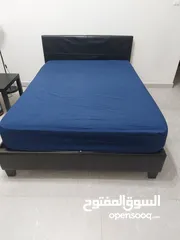  1 Single bed with Mattress