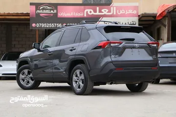  13 تويوتا راف فور هايبرد 2022