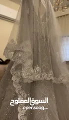  7 فستان زفاف  قياس مديوم