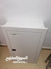  2 للبيع لوحه قواطع كهربائية شلندر جديده