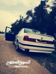  7 BMW e34 520i