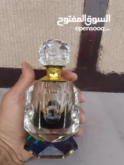  20 تحف وانتيكات ونحاسيات