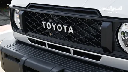  28 Toyota Land Cruiser Hard Top   71 - 3 DOORS V6 4.0L PETROL 2024
