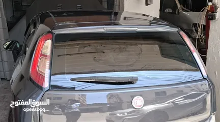  2 فيات بونتو 2010