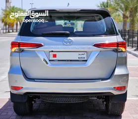  10 TOYOTA FORTUNER 2023 single owner under warranty