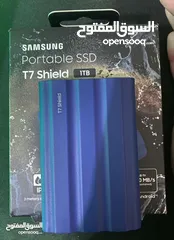  1 Samsung t7 shield 1tb