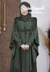  1 عباية موديل 2025 ساترة فضفاضة قماش حرير المدينة بمقاسات متعددة وألوان زاهية