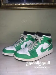  1 Nike Air Jordan 1 mid lucky green