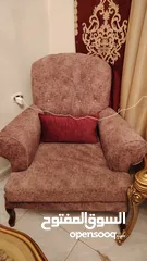  2 كنب للبيع مستعمل بحالة الوكالة بالزرقا الجديده البتراوي