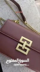  11 حقيبة كتف نسائية أنيقة بحزام سلسلة ـ لون أسود أو بني ـ تصميم معدني فاخر