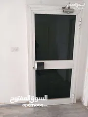  1 شقة فارغة للايجار