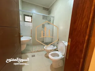  18 شقة - للايجار - 4نوم - ارضية - الامير راشد