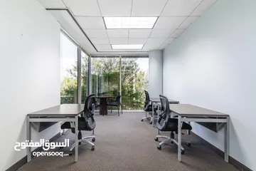  9 Private office space for 4 persons in Muscat, Al Fardan Heights