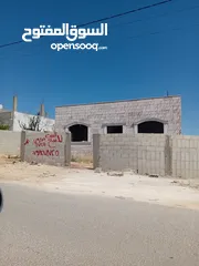  5 بيت البيع خلف سوق المركزي