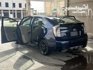  1 بريوس 2013 بطارية مركزية عمرها 3 سنين فحص البطارية ممتاز 2 جيد امامي