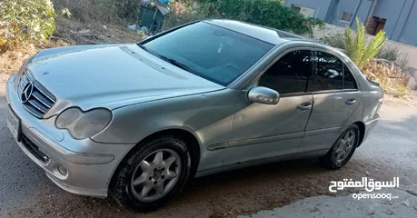  1 مرسيدس بونز C220 2003