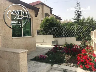  9 فيلا مستقلة للبيع ام اذينة مساحة 750م تشطيبات و ديكورات سوبر ديلوكس مع تراسات و حدائق بسعر مميز جداً