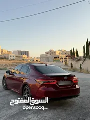  5 تيوتا كامري 2018 فل الفل مع فتحه ممشى قليل  مش محتاجه ولا اشي أعلى صنف بطارية الشركه