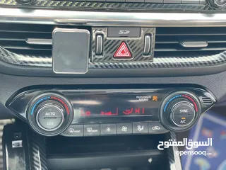  13 Kia K3  فل كامل 2019 مواصفات خاصة اعلى صنف من فئتها باسم مستورد ترخيص سنة كاملة رقم مميز