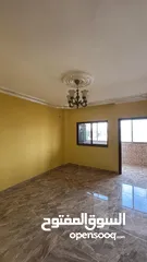  9 شقه للبيع في سعر مميز جداً