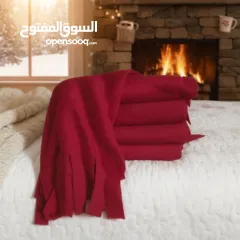  2 سكارف احمر مثالي لايام الشتاء