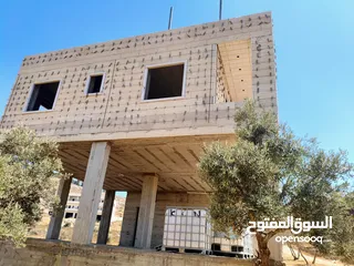  1 الارض والبيت المستقل للبيع