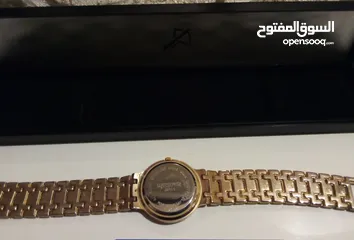  5 101دينارساعة ويسترن طلاء ذهب عيار 24 بحال الوكاله كوارتز تحفه عمرها 45سنه المهتم اكتب رقم موبايلك