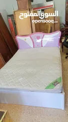  17 تخت مفرد ونص مع فرشه زنبركيه