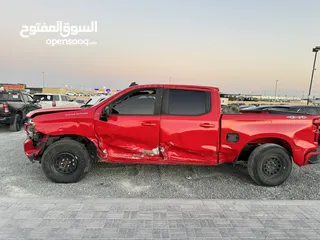  4 Chevrolet Silverado 2020 4x4 RST V8