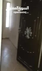  2 مكتبين  للبيع