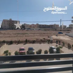  1 شقه للبيع الزرقاء.   مدينه الشرق. اسكان المعلواني
