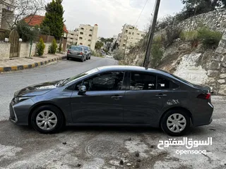  19 تويوتا كورولا موديل 2021 7  جيد ولا ملاحظه فل كامل عدا الفتحه بحاله الوكاله جمرك جديد