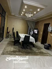  8 شقق للبيع ارضي وطابق ثالث