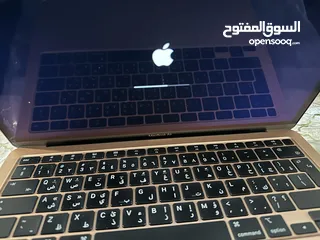  1 Apple MacBook Air