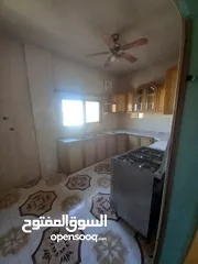  15 شقة طابقية