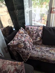 6 طقم كنب خشب تفصيل 8 مقاعد بحالة ممتازة