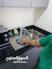  4 Bibi cleaning