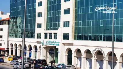  1 مكتب مفروش للإيجار اصدار رخصة مهن خلال يومين