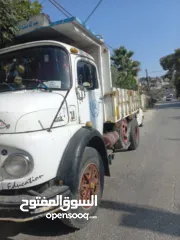  2 للبيع شاحنة مرسيدس كلاسيك