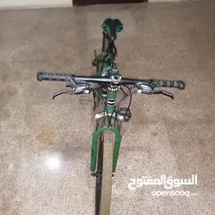  4 عجله رياضية بحالة ممتازة جدا