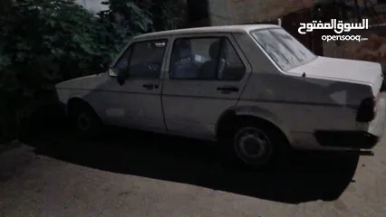  2 سياره فولكسواجن / جيتا للبيع مرخصه ضفه لشهر 9 لعام 2025  شغاله وميه بالميه ... موديل 1982 /كير عادي