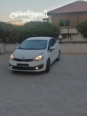  4 كيا ريو / موديل 2017 / بنزين / ماتور 1400 / عداد قليل / فحص نخب