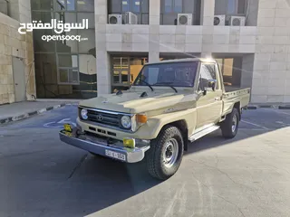  4 تويوتا شاص بوشنب LandCruiser FZJ75