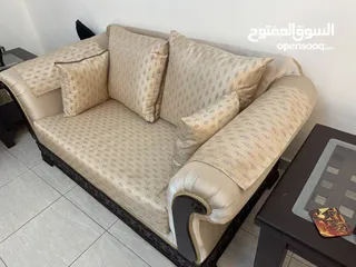  3 فرش كنب جديد للبيع بسعر مغري جدا وسعر المتر