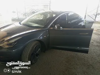  13 تسلا 3 لونج رينج دول ماتور بطاريه كبيره ودفع رباعي  لون فيراني مميز بحاله الوكاله