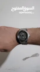 3 ساعة Swatch بحاله ممتازة