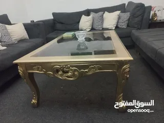  2 طقم طربيزات دمياطي مصري وحده كبيره والتانيه وسط للبيع الموقع المستندة