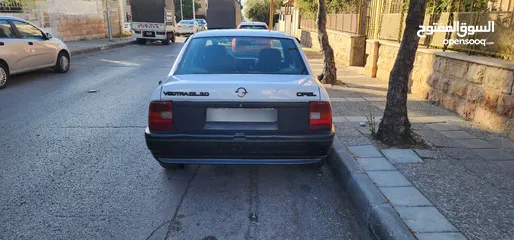  4 اوبل فيكترا 1989 للبيع