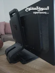  3 شاشة HP LA2405wg Monitor معها كلشي إلها