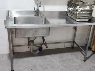  5 عدة مطعم للبيع بسعر مغري جدا وللبدل في رام الله مكون من 13 قطعة بوضع ممتاز التفاصيل موجودة في الوصف